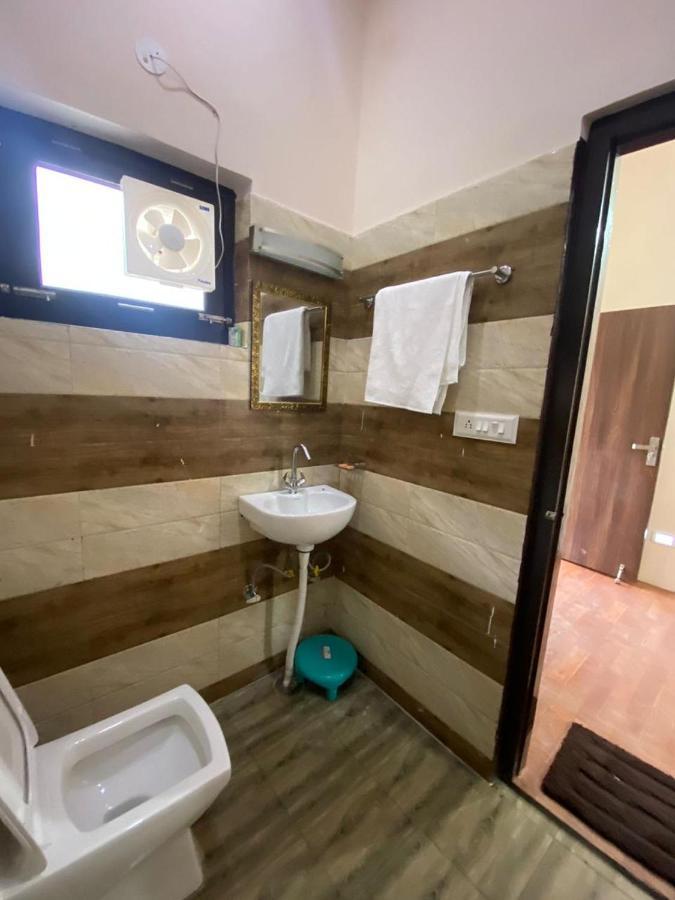 Chirag Homestay Kainchi Nainital Extérieur photo