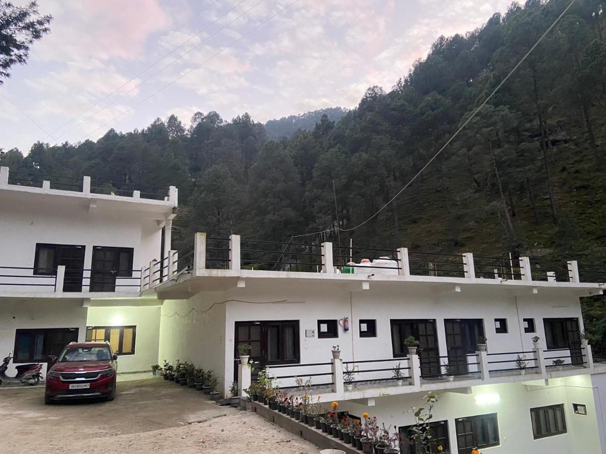 Chirag Homestay Kainchi Nainital Extérieur photo