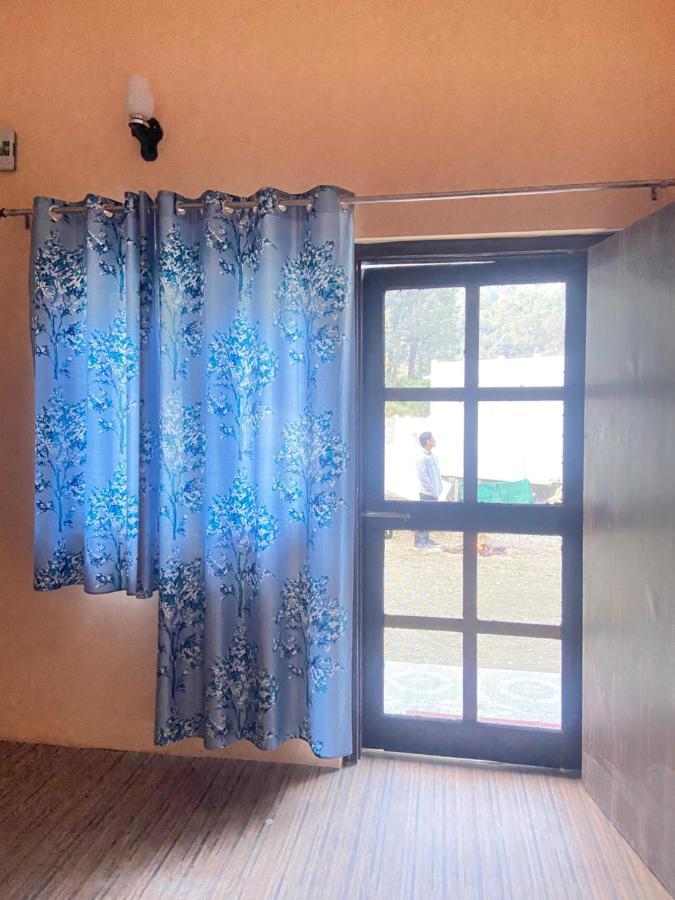 Chirag Homestay Kainchi Nainital Extérieur photo